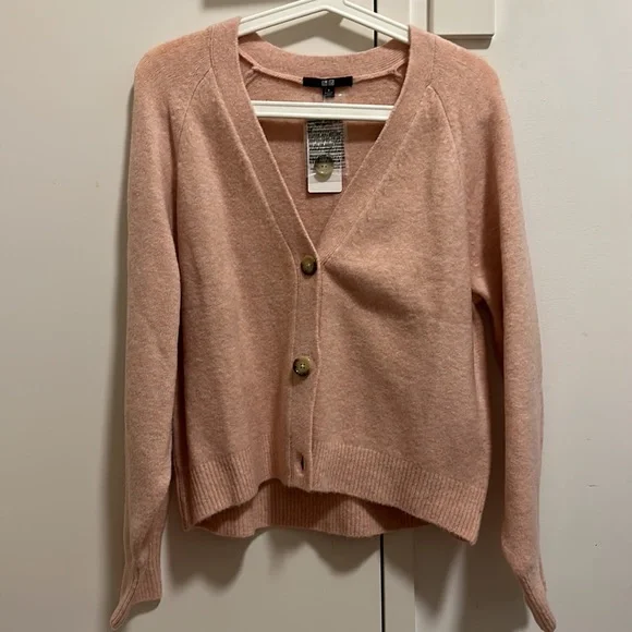 Uniqlo Souffle Yarn Long Sleeve Cardigan in Size S - Picture 4 of 16